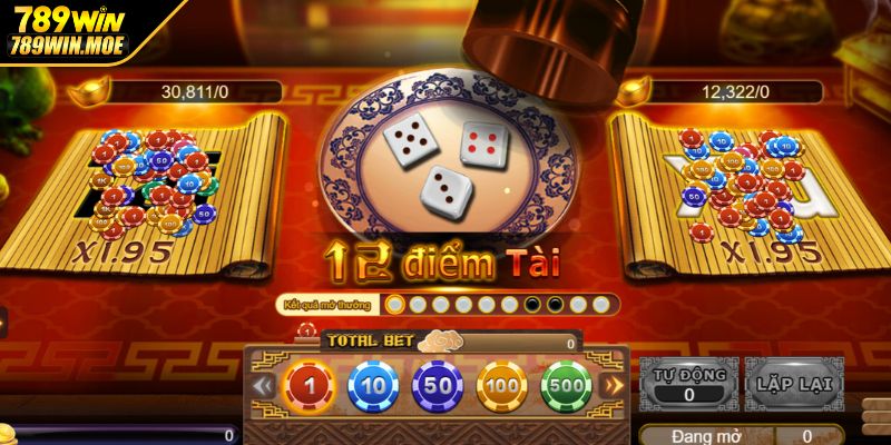 Ba Viên Xúc Xắc tại R88 game bài 3D